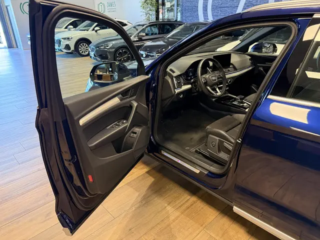 Audi Q5 50 TFSI e S edition 2022 Hybride Benzine 11