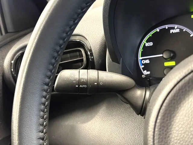 Toyota Yaris 1.5 Hybrid Active 2023 Hybride Benzine 25