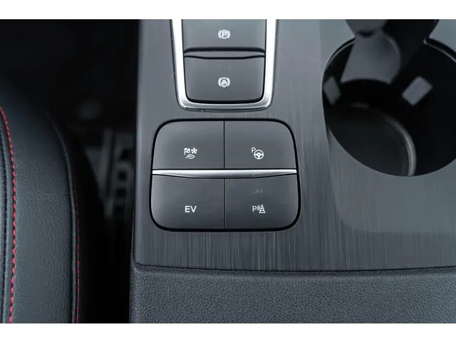 Ford Kuga 2.5 PHEV ST-Line X 2021 Hybride Benzine 36