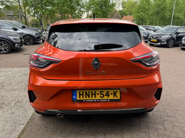 Renault Clio 1.0 TCe 90 Techno+Pack Winter!! 2024 Benzine 6