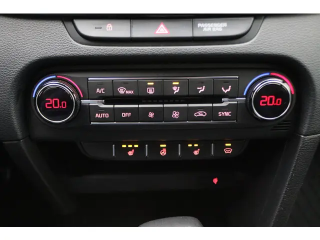 Kia ProCeed 1.6 T-GDI GT 2019 Benzine 52