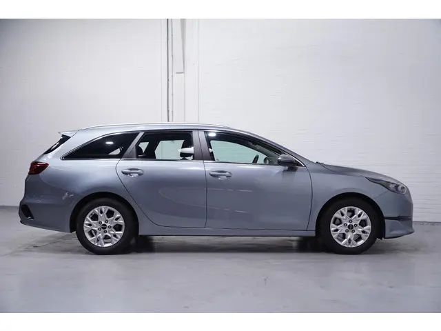 Kia Ceed Sportswagon 1.0 T-GDi DynamicLine 2022 Benzine 6