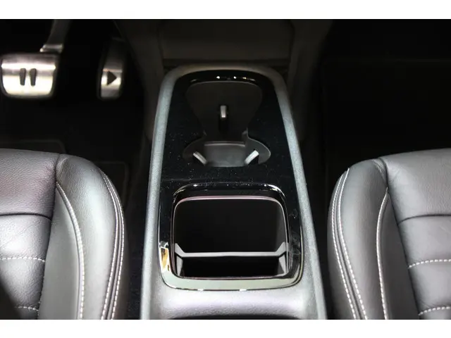 Volkswagen ID.3 Pro 58 kWh | LEDER | UNIEK! | 2020 Elektrisch 25