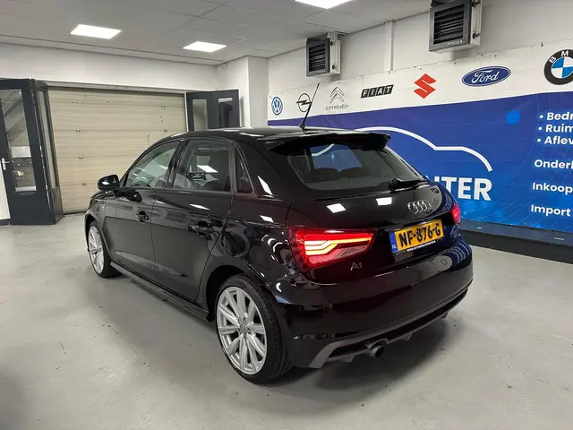 Audi A1 Sportback 1.0 TFSI Adrenalin S-LINE 2017 Benzine 7