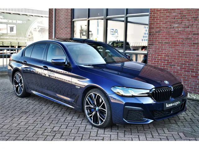 BMW 5 Serie 545e xDrive M-Sport 2021 Hybride Benzine 51