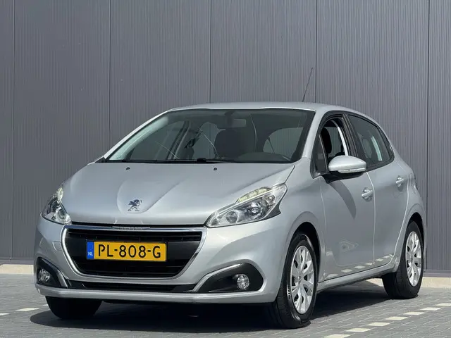 Peugeot 208 1.2 PureTech Blue Lion 2017 Benzine 14