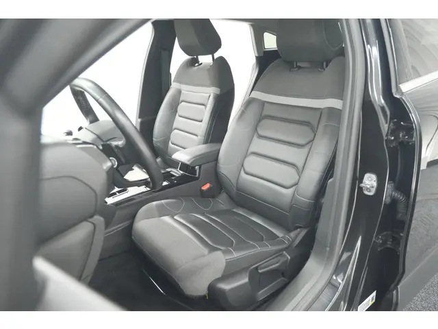 Citroën C4 Puretech 130 EAT8 Shine 2020 Benzine 26