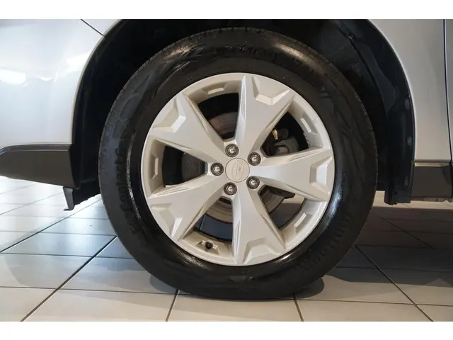 Subaru Forester 4wd 2014 Benzine 27
