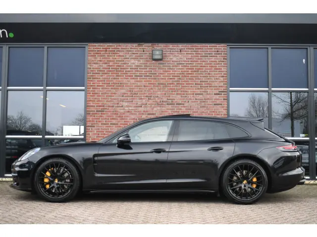 Porsche Panamera Sport Turismo 4 3.0 2017 Benzine 43