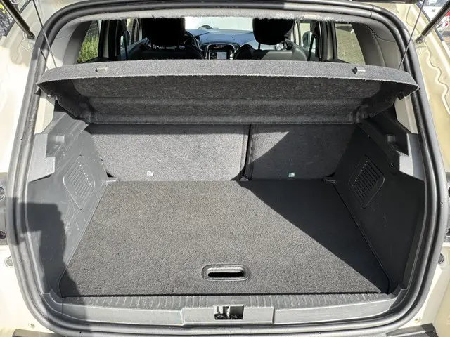 Renault Captur 0.9 TCe Dynamique 2014 Benzine 15