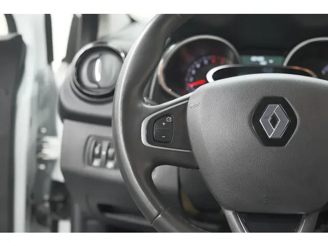 Renault Clio Estate TCe 90 Limited 2019 Benzine 29