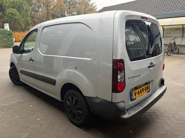 Peugeot Partner 122 1.6 BlueHDi 100 L1 AIRCO 2017 Diesel 4