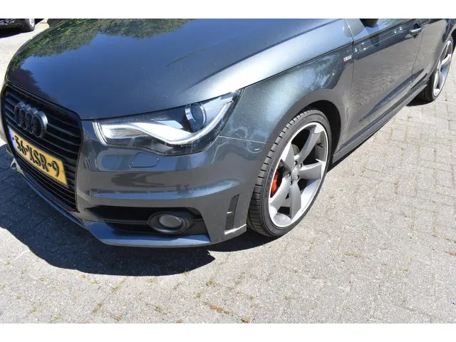 Audi A1 Sportback 1.2 TFSI Pro Line S 2012 Benzine 9