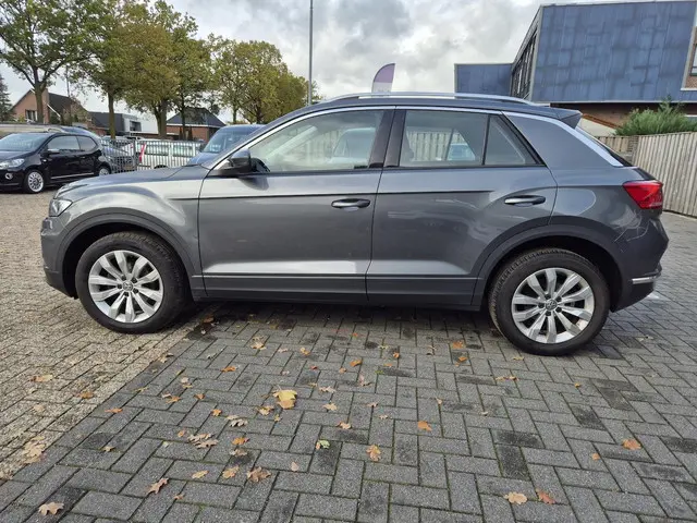 Volkswagen T-Roc 1.5 TSI Style Business 2020 Benzine 4
