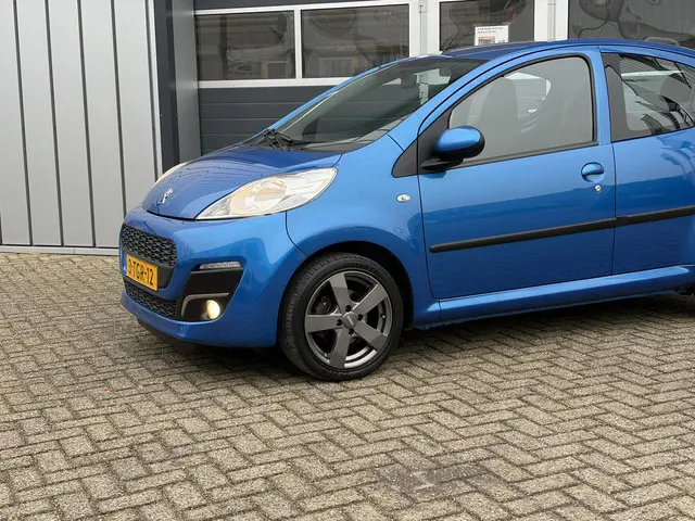 Peugeot 107 1.0 Active 2014 Benzine 3
