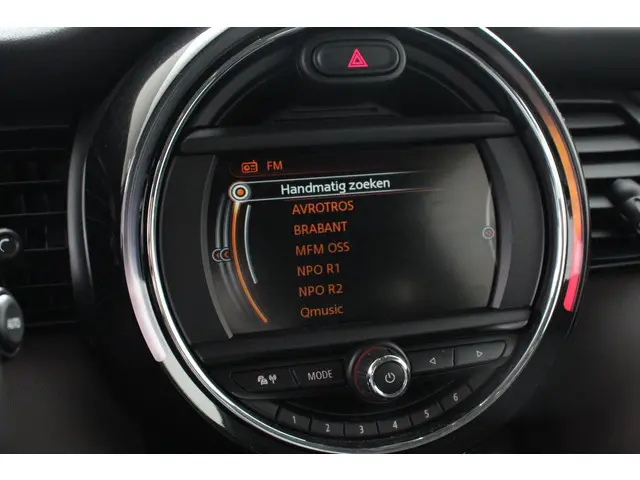MINI Cooper 1.5 Automaat 5 drs 2018 Benzine 14
