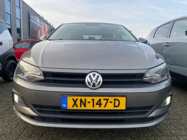 Volkswagen Polo 1.0 MPI Comfortline 2018 Benzine 3