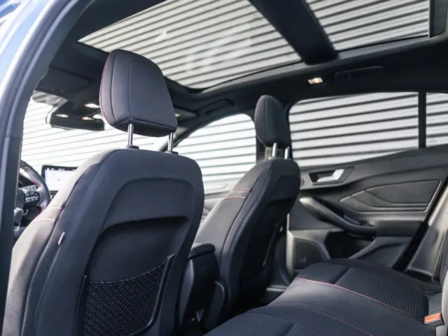 Ford Focus 1.0 EcoBoost ST Line Business 2019 Benzine 20