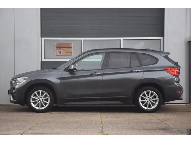 BMW X1 SDrive18i Executive 2018 Benzine 5