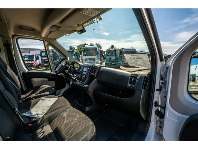 Citroën Jumper 2.0 HDI 2018 Diesel 21