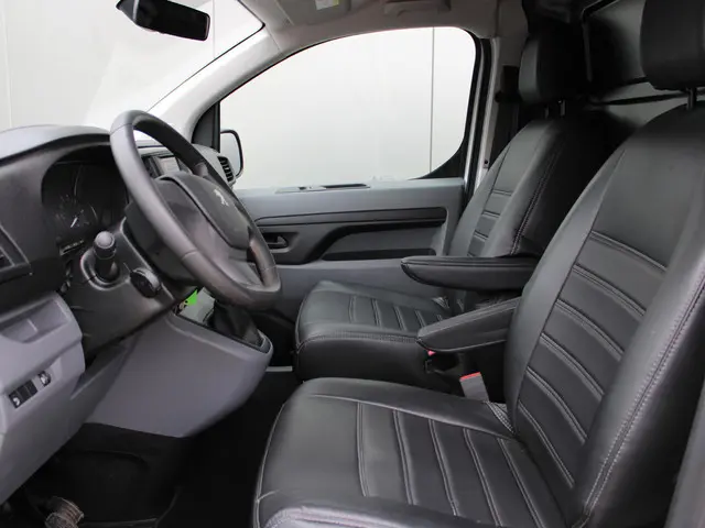 Peugeot Expert 1.5 BlueHDI 100 Long Premium 2021 Diesel 11
