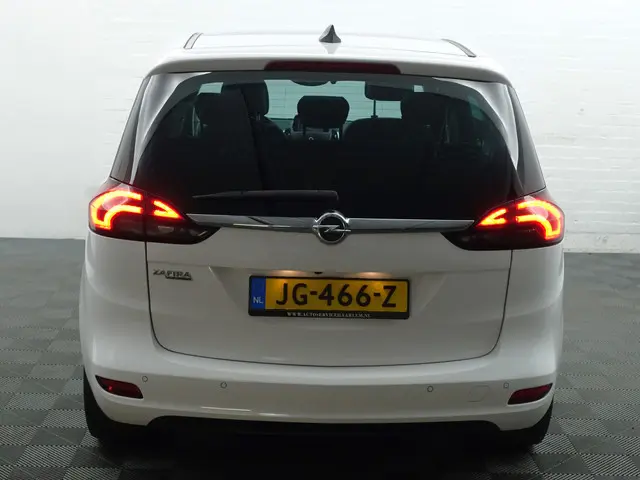 Opel Zafira Tourer 1.4 Innovation OPC- 2016 Benzine 32