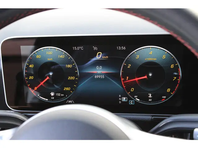 Mercedes-Benz B-Klasse 180 AMG 2019 Benzine 11