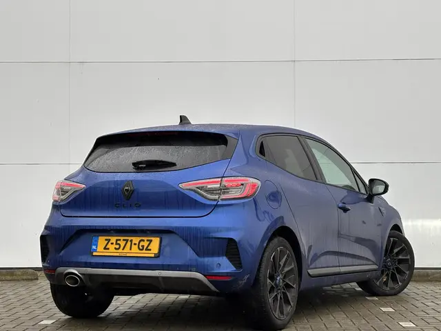 Renault Clio 1.0 TCe 90 GPF esprit Alpine 2024 Benzine 2