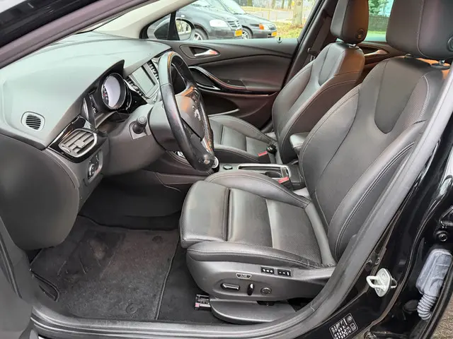 Opel Astra 1.2 Launch Elegance 2020 Benzine 11