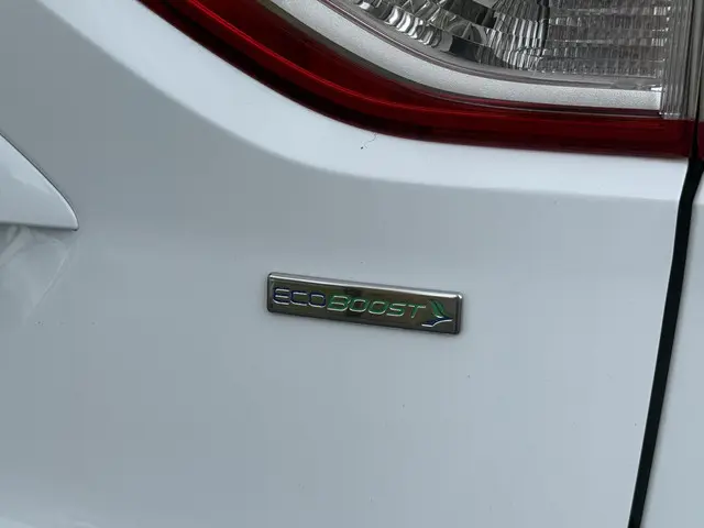 Ford Kuga 1.5 Titanium 2014 Benzine 29