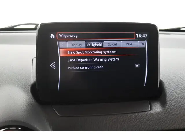 Mazda 2 1.5 90pk Automaat TS+ 2018 Benzine 25