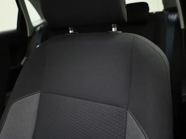 Volkswagen Polo 1.0TSI/95PK Life 2023 Benzine 16