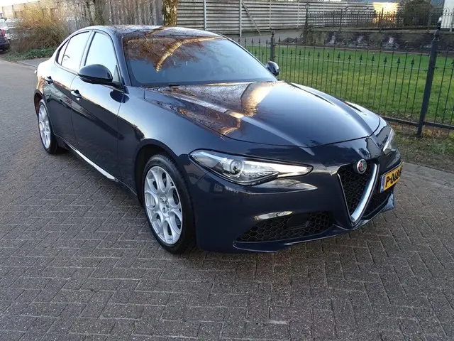 Alfa Romeo Giulia 2.0Turbo 200PK AUTOMAAT 2019 Benzine 4