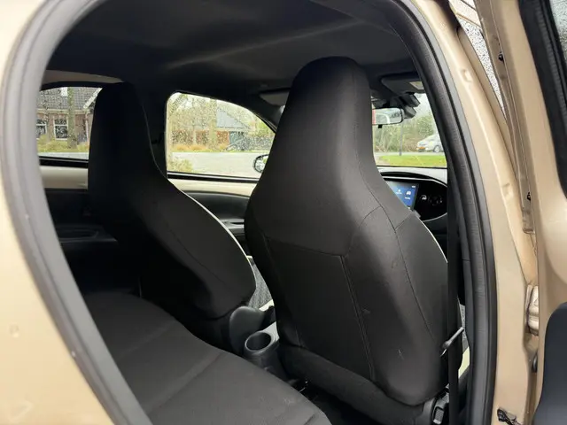 Toyota Aygo X 1.0 VVT-i S-CVT Pulse 2024 Benzine 9