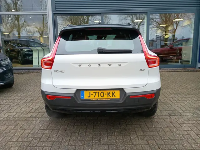 Volvo XC40 B4 R-Design 2020 Benzine 5
