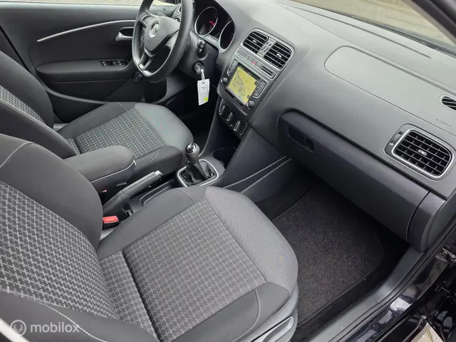 Volkswagen Polo 1.4 TDI Edition R 2015 Diesel 15