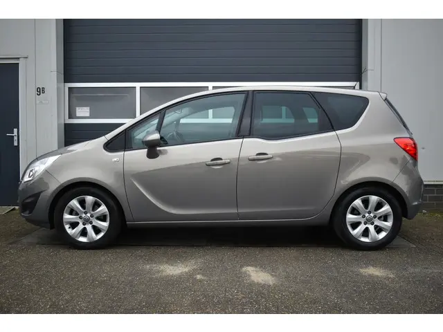 Opel Meriva 2