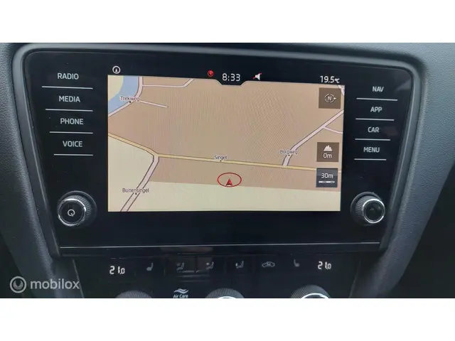 SEAT Ibiza 1.0 TSI FR Business Intense 2019 Benzine 26