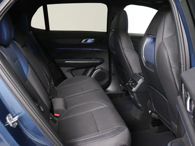 Lynk & Co 01 1.5 2023 Hybride Benzine 33