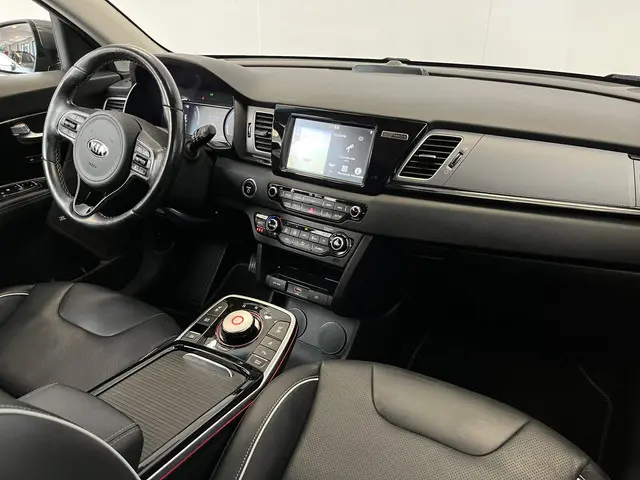 Kia e-Niro ExecutiveLine 64 kWh 2020 Elektrisch 3
