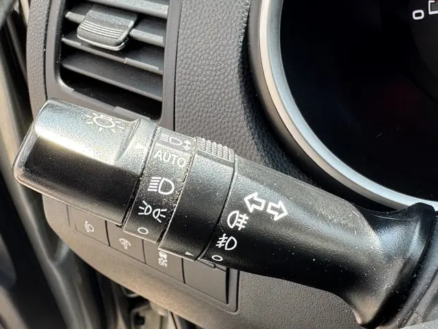 Kia Venga 1.6 CVVT DynamicLine 2015 Benzine 27