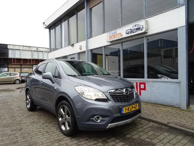 Opel Mokka 1.4 T Cosmo 4x4 2013 Benzine 14
