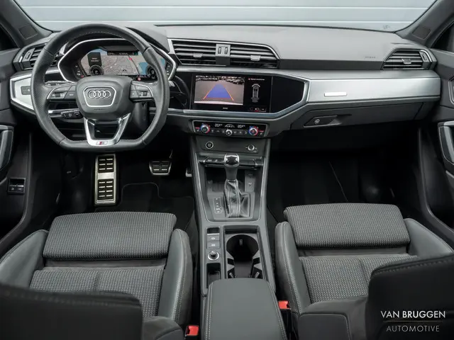 Audi Q3 Sportback 45 TFSI e S-Line 2022 Hybride Benzine 7