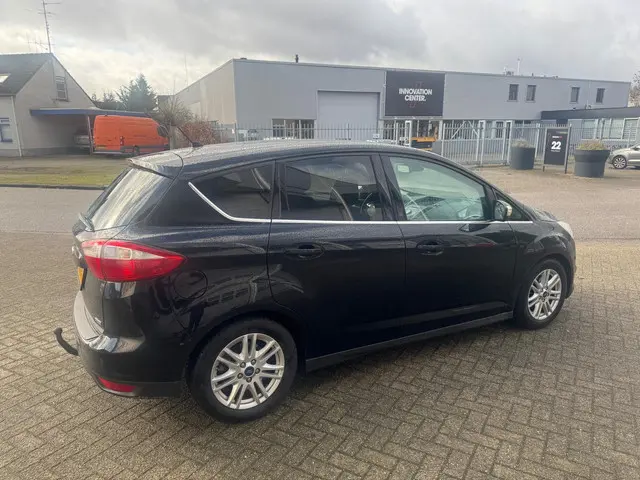 Ford C-MAX 1.0 Trekhaak,Pdc, Navigatie 2014 Benzine 10
