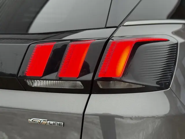 Peugeot 3008 1.2 PureTech GT Line 2017 Benzine 40