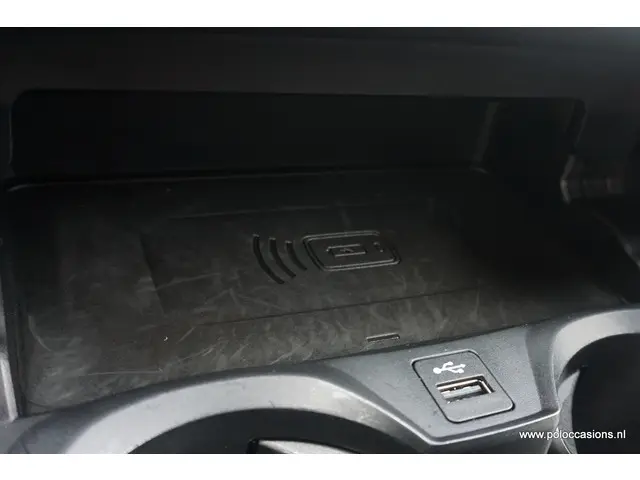 BMW 3 Serie Touring 320i 2020 Benzine 28