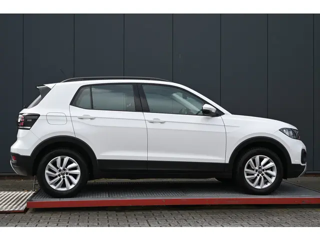Volkswagen T-Cross 1.0 TSI Life 2022 Benzine 2