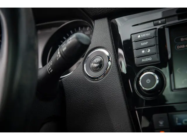 Nissan QASHQAI 1.3 DIG-T Tekna 2019 Benzine 22