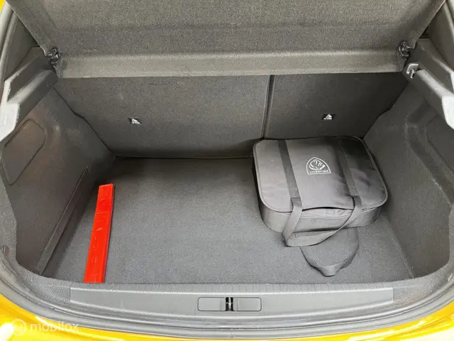 Peugeot e-208 EV 50 kWh Automaat 2022 Elektrisch 18