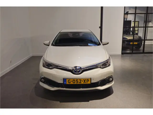 Toyota Auris 1.8 Hybrid Trend 2016 Hybride Benzine 5